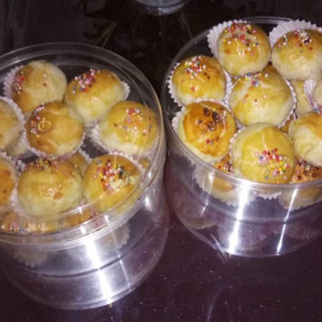 

Kue kering sopia