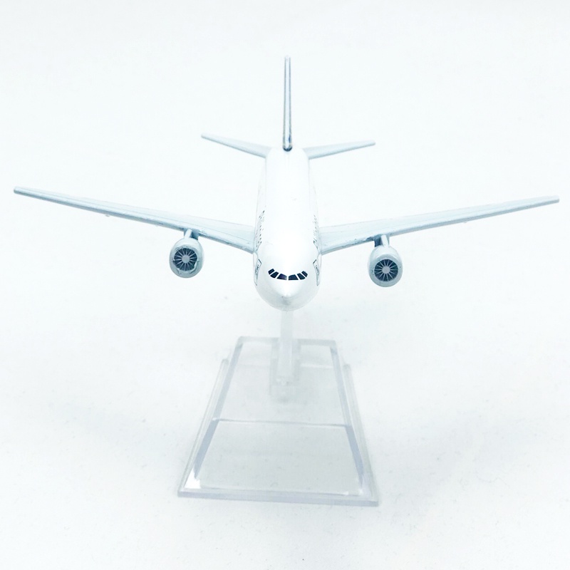 Mainan Model Pesawat Terbang Philippine Airlines Boeing 777 Bahan Alloy Diecast B777 Ukuran 16CM Dengan Stand Display