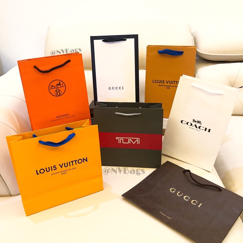 

ANEKA PAPERBAG MURAH PREMIUM TEBAL TAS KADO