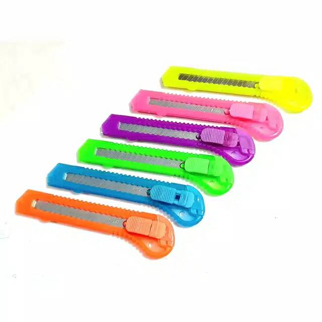 

Montana Pisau Cutter Isi 1 Pcs