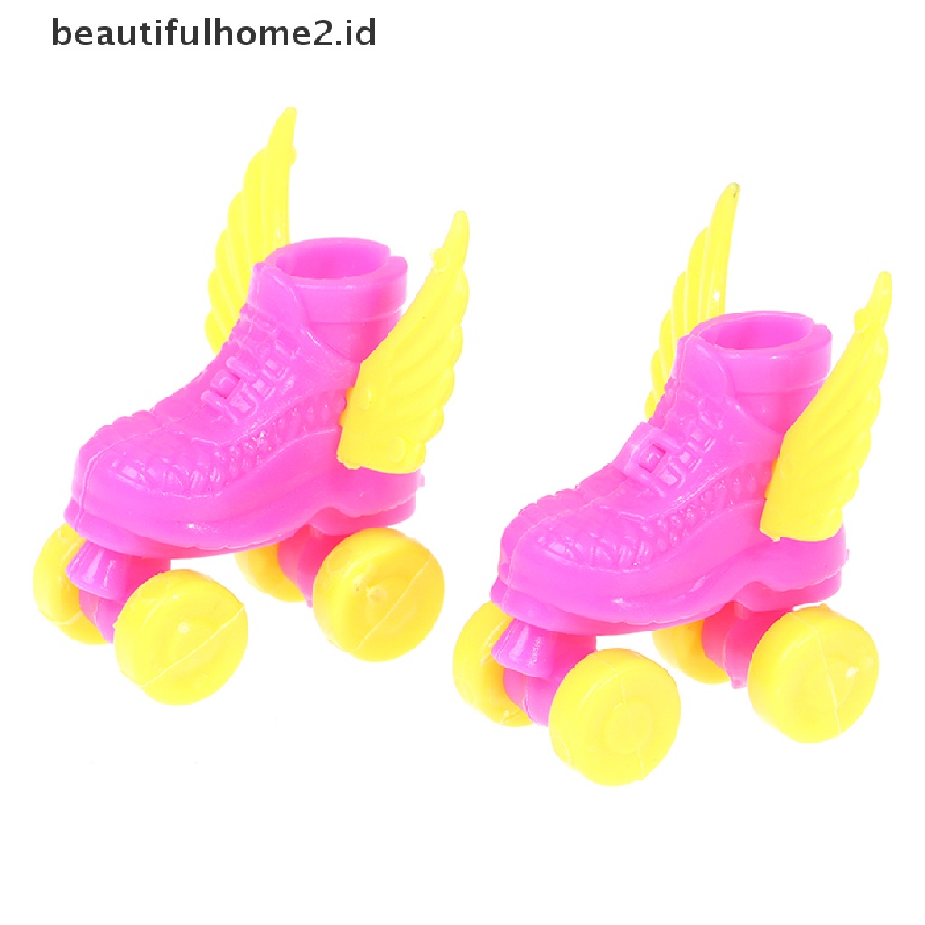 (beautifulhome2.id) 4pcs / Set Mainan Miniatur Sepatu Roda + Helm + headset Untuk Aksesoris Boneka