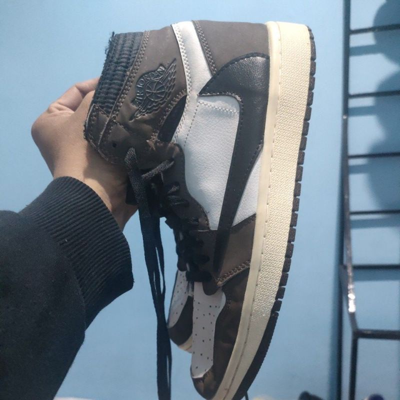 TRAVIS SCOTT (GOOD SECOND)