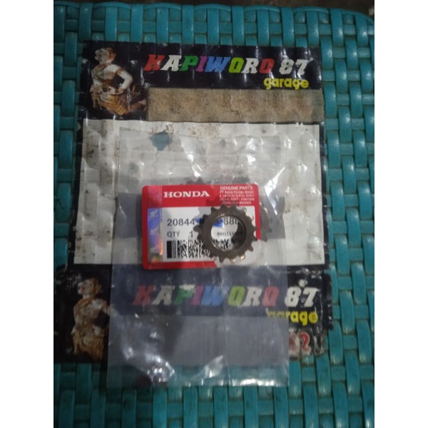 gear sentrik bawah supra fit legenda