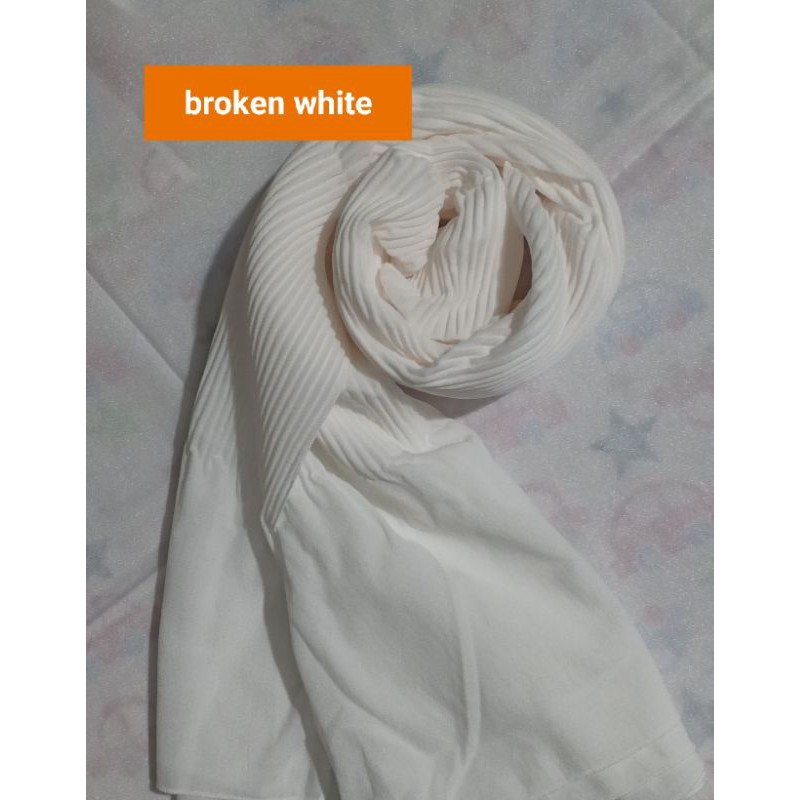 ( pp180)Pashmina Plisket Shawl/Pashmina Plisket Pashmina Diamond crep/Pashmina pleated shawl by izza-Broken white