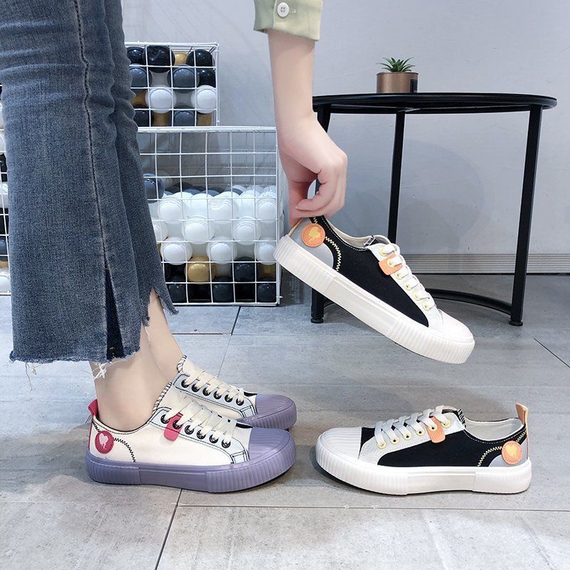 Sepatu Kanvas Cewe Sneakers Canvas Wanita Model Terbaru Designe Termodern Trendy 2021