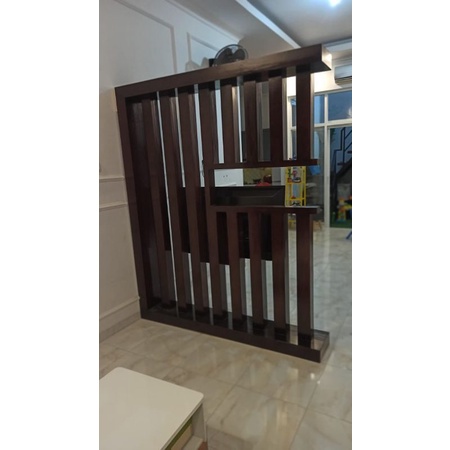 PARTISI PENYEKAT RUANGAN KAYU JATI CUSTOM