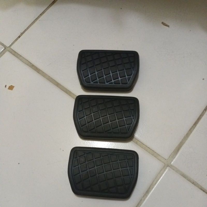 karet pedal rem avanza xenia