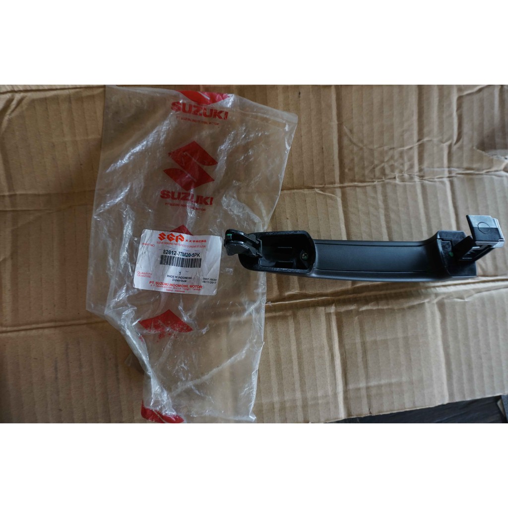 Handle Door Out Tarikan Pintu Luar Suzuki Ertiga ASLI SGP!