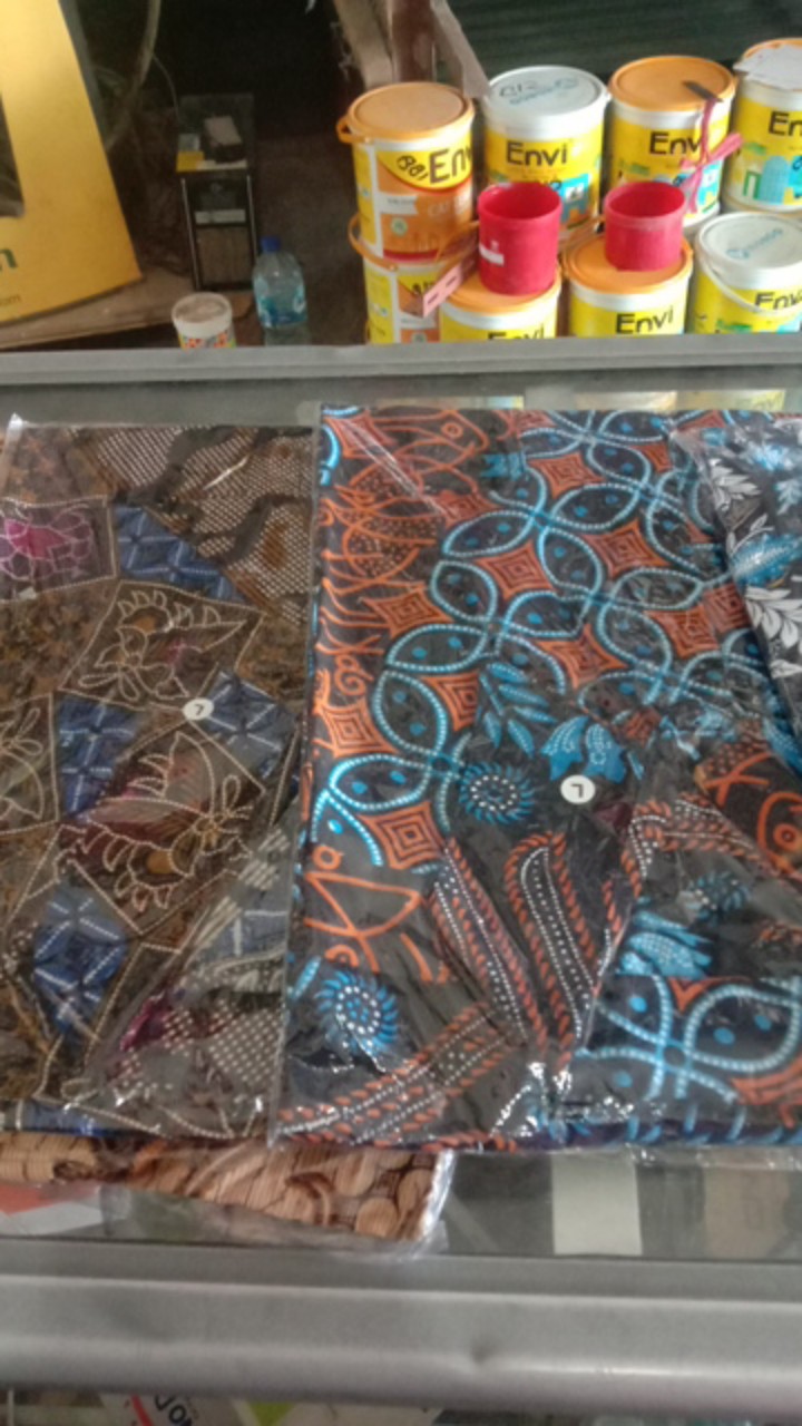 Hem Kemeja Baju Batik Lengan Pendek Fashion Pakaian Kerja Pria Cowo Cowok Laki Laki Pekalongan