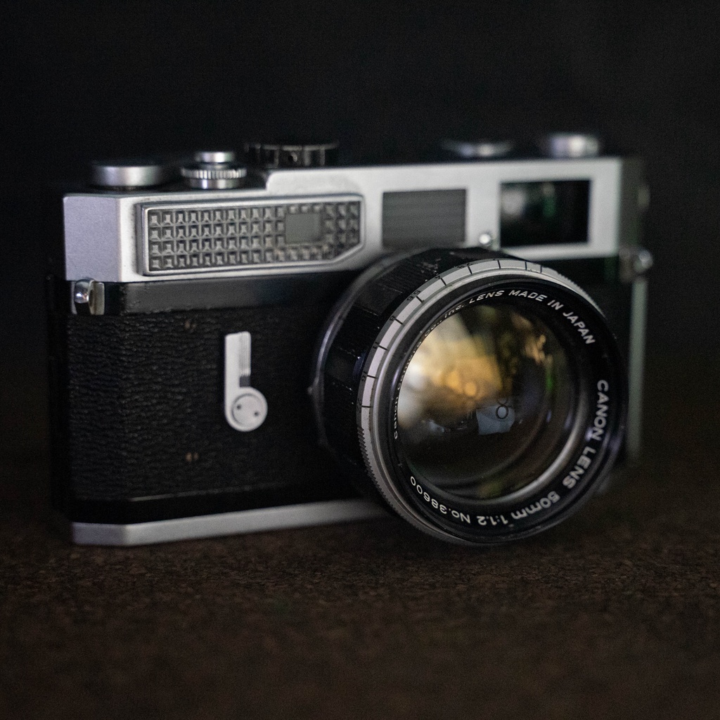 CANON 7  +LENSA 50 mm F 1.2 LIKE NEW  KAMERA FILM KAMERA ANALOG