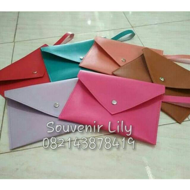 

Souvenir pernikahan dompet amplop vintage