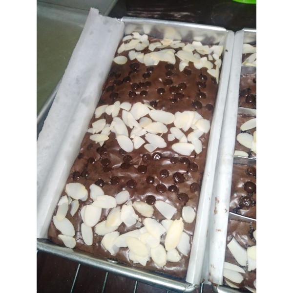 

Fudgy Brownies/Brownies Panggang 20x10cm