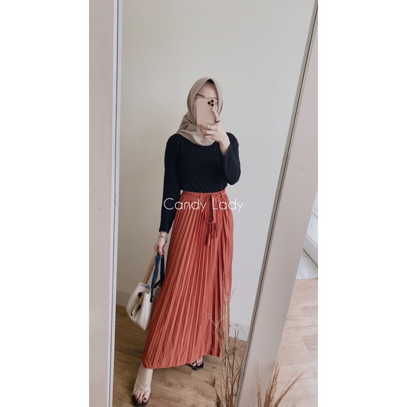 Rok Plisket Free Belt