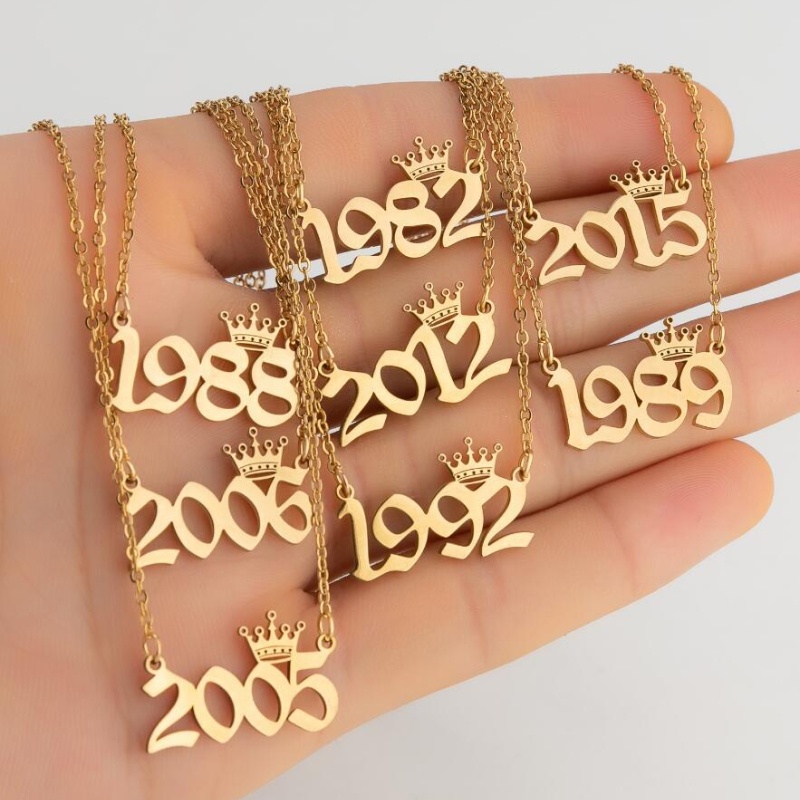 Kalung Choker Bahan Stainless Steel Desain Mahkota Angka 1980-2019 Untuk Pria Dan Wanita