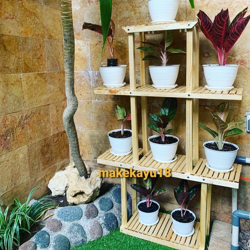 Rak bunga hias kayu jati belanda
