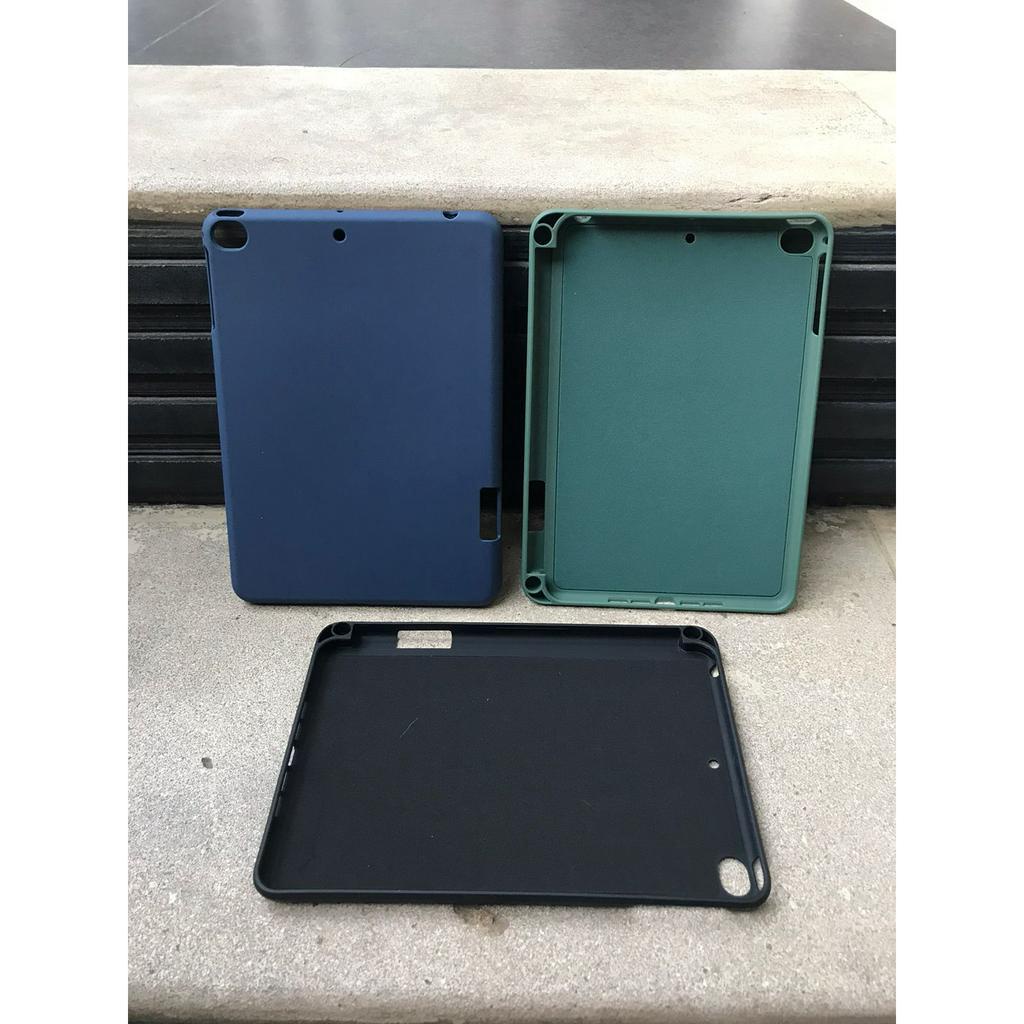 Silicon Back Case IPAD mini 2 / IPad Mini 3 / IPad mini 4 / Ipad Mini 5 With Slot Pen Bahan Doff Com