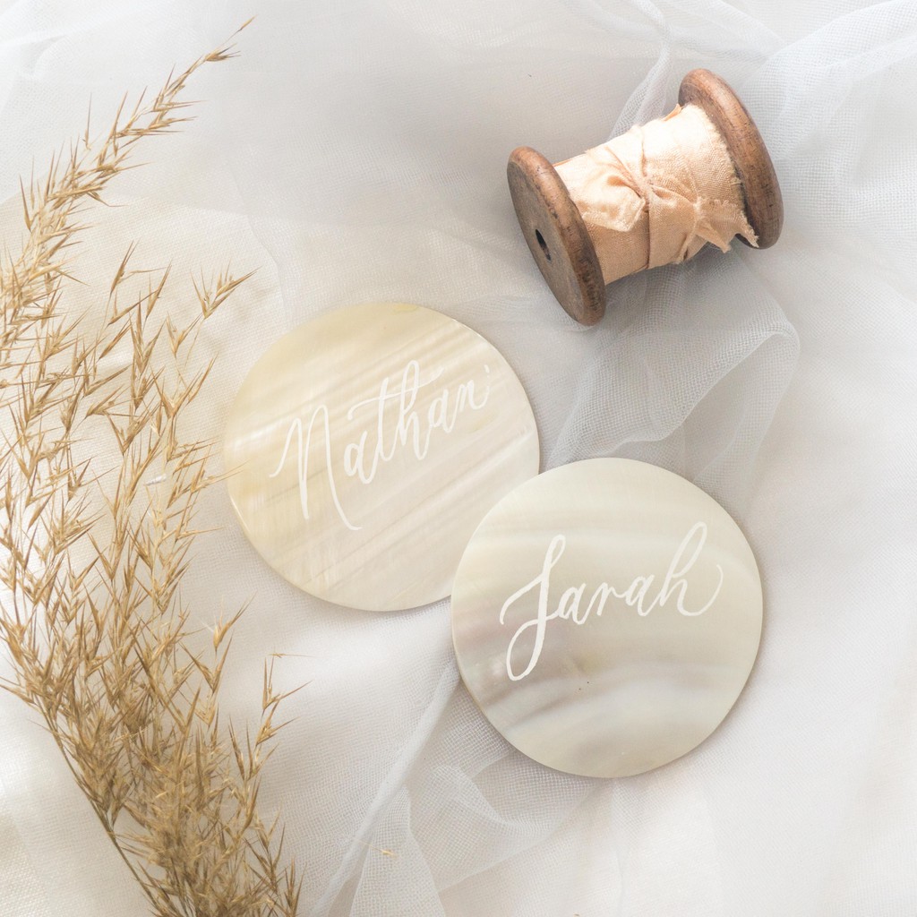

Lunar Kerang/Shell Blank Name Place Card Circled Untuk Perlengkapan Pernikahan [MIN. BELI 3pcs]