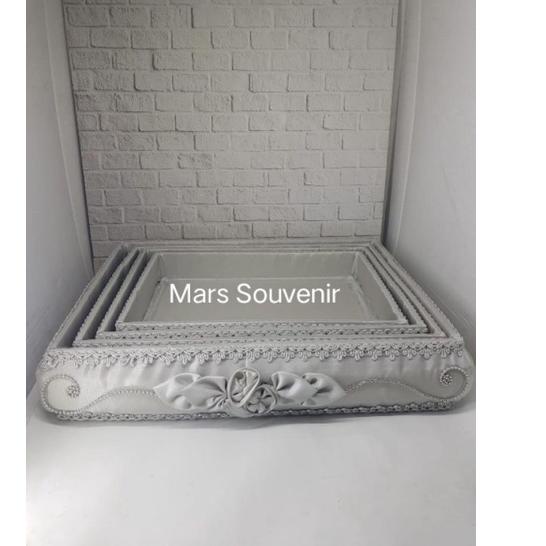 

Special Box Kotak Hantaran Seserahan cembung silver 1 set isi 4 ..