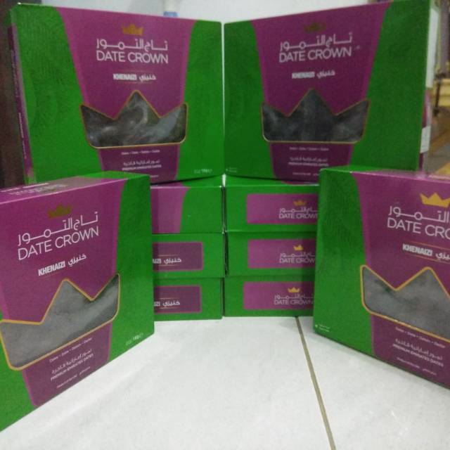 

KURMA DATE CROWN khenizi