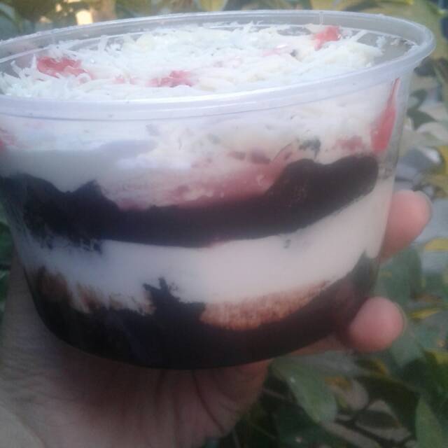 

Blackfores cake chasee