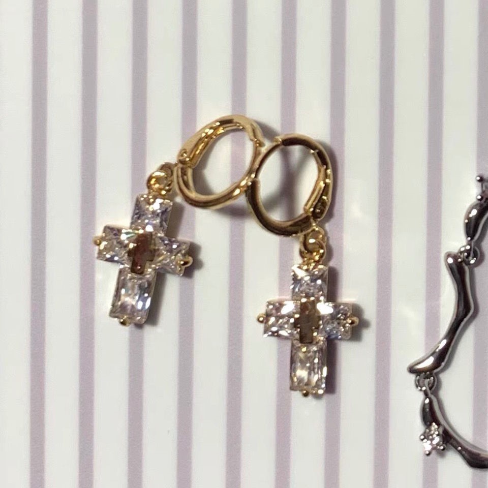 Anting Zirkon Bentuk Salib Gaya Harajuku Untuk Aksesoris