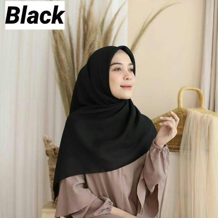HIJAB kerudung SEGI EMPAT POLOS BELLA SQUARE HITAM PREMIUM