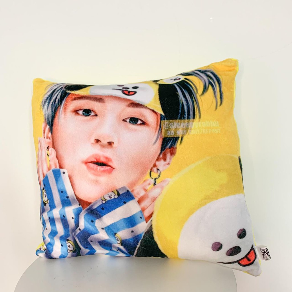 BANTAL GAMBAR BTS BAHAN EMPUK BANTAL KEPALA BANGTANBOY UNIK IMPORT TERMURAH READY GROSIR DAN COD