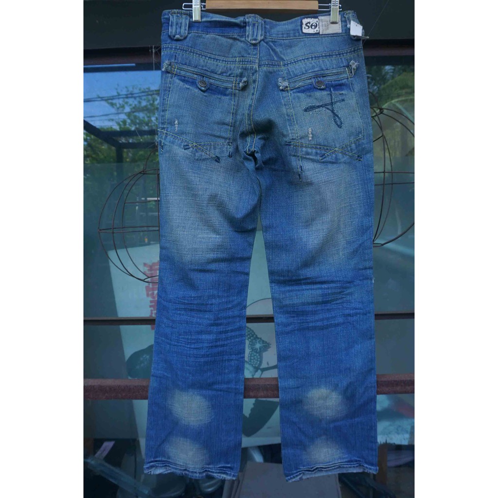 Jeans Pria True Religion Size 34