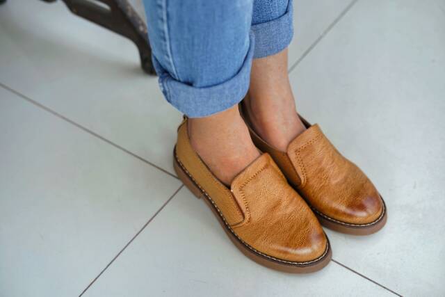 ICONINETY9 - Sepatu coklat wanita