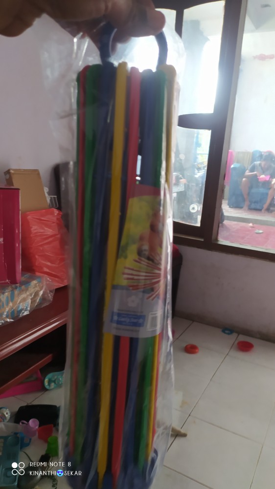 Folding Hanger  20 Stick Dan 24 Stick