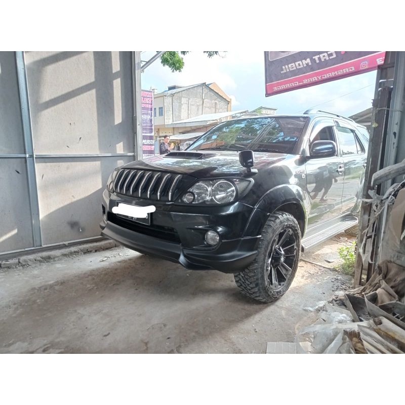 bodykit toyota Fortuner 2010