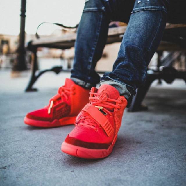 Nile air yeezy 2 red october