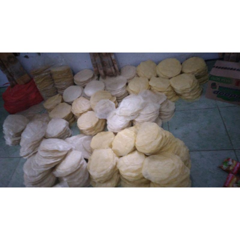 

opak singkong 1 iket 8000 isi 10 keping diameter besar rasa gurih