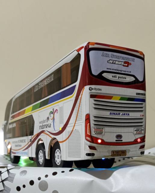 miniatur Bus bis /mainan bus bis Sinar jaya double decker + Lampu