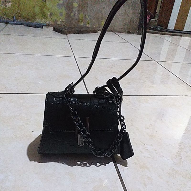 TAS IMPORT AMANDA MANOPO/ANDIN