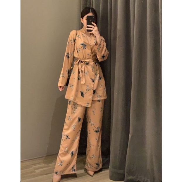 Goulding Kanye One Set