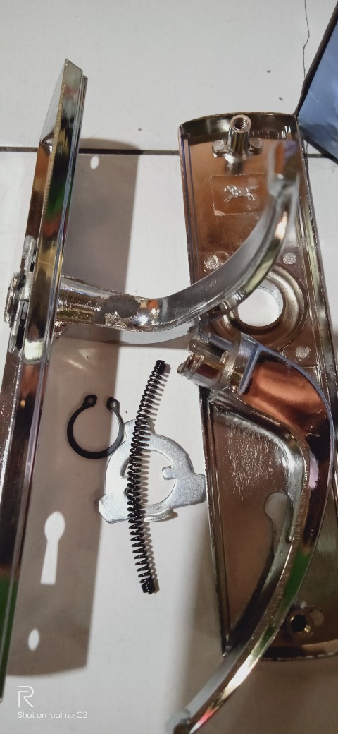 Kunci Pintu Kuda Terbang Besar