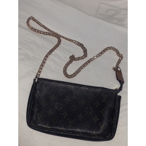 LV Pochette Vintage 2001