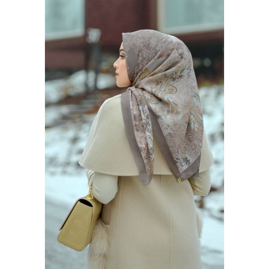 preloved 1x pakai LENGKAP BOX ✅ frozen disney XL brunette VOAL buttonscarves button scarves BS butto