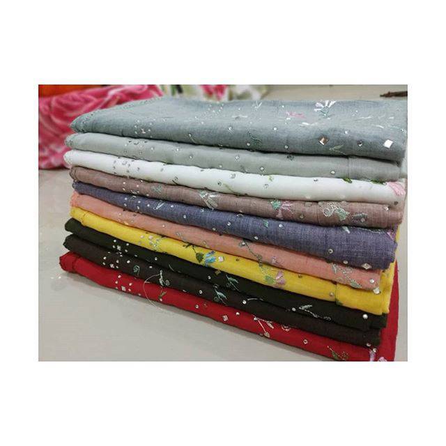 Segi Empat Bordir Diamond Adeeva Scarf