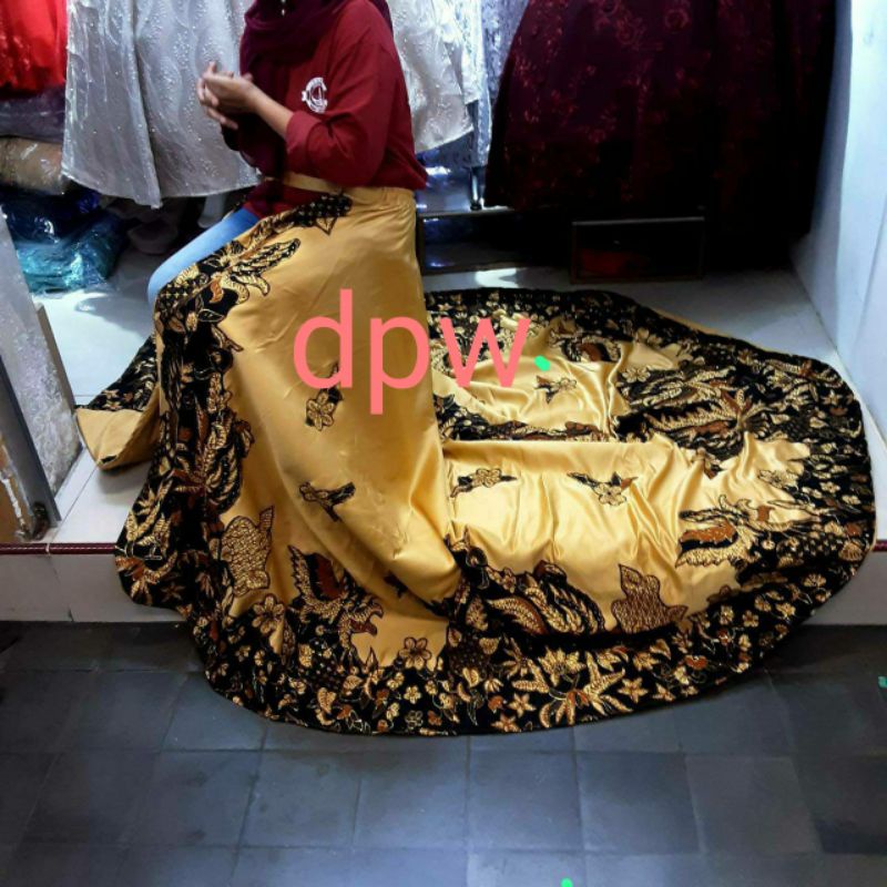 Kain prada pengantin ekor /Rok  Batik saten instan