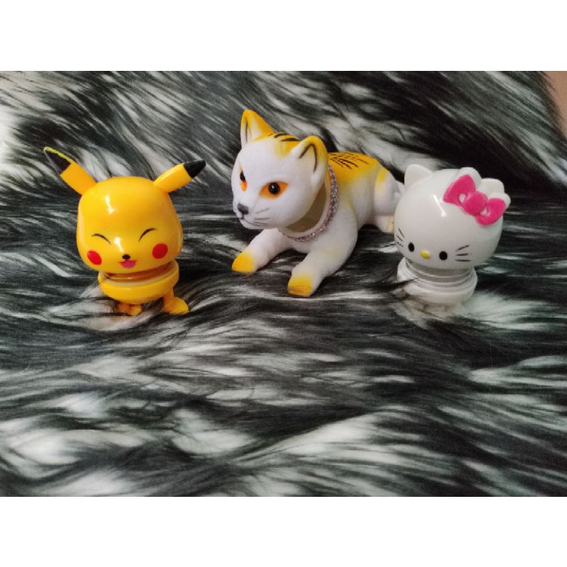 Boneka goyang lucu pajangan dashboard mobil motif kucing kuning dan 2 emoji boneka lucu hiasan mobil