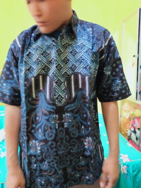 Baju Batik Pria Modern Lengan Pendek. Baju Batik  Solo Motif Terbaru. Baju Batik Solo Termurah
