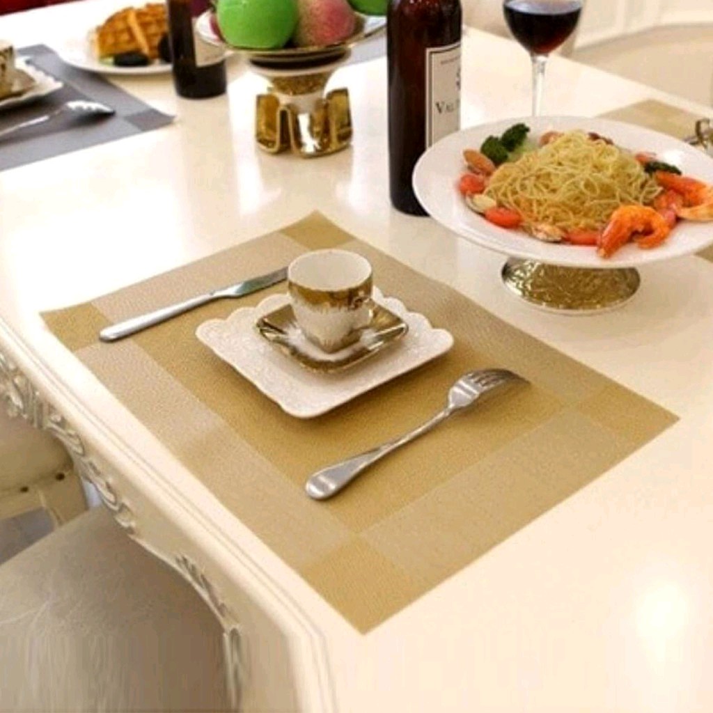 Tatakan Piring Gelas Alas Meja Makan Anti Panas Anti Slip Placemat PVC