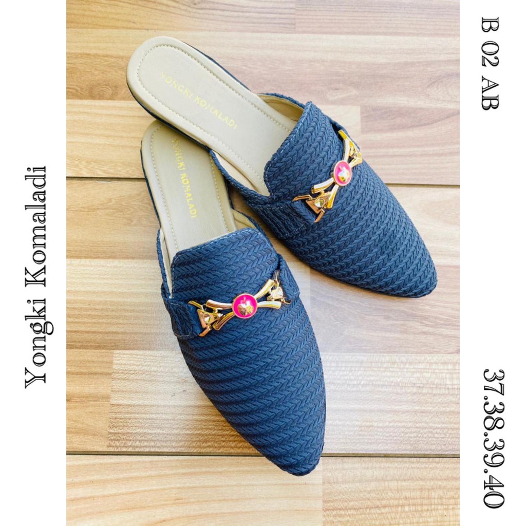 bustong 02 navy cantik