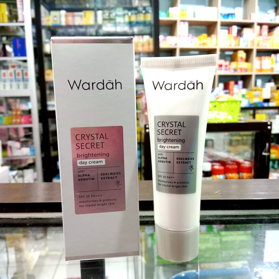 WARDAH CRYSTAL SECRET DAY CREAM