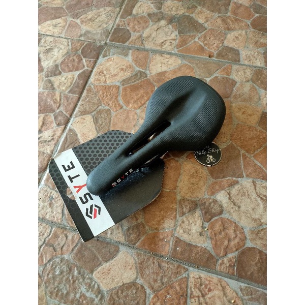 sadel SADDLE jok sepeda SYTE gel bolong ST G163