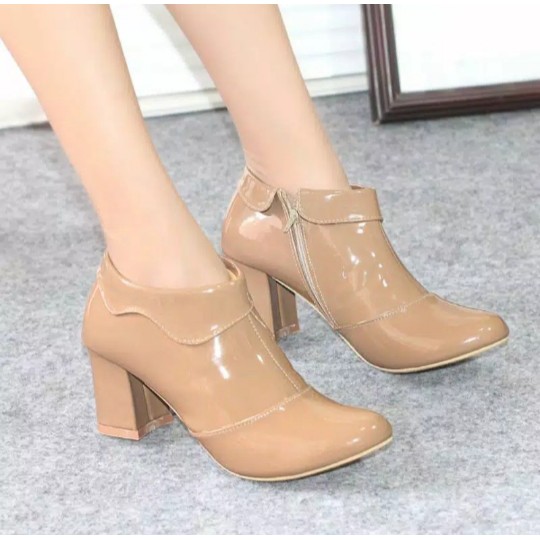 Sepatu Boots Wanita glossi Tinggi 7cm