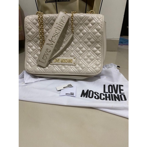 preloved tas branded LoveMoschino