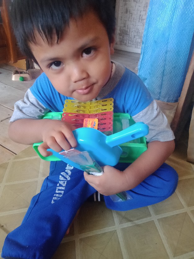 Jepitan Baju Jemuran / Jepitan Baju Plastik